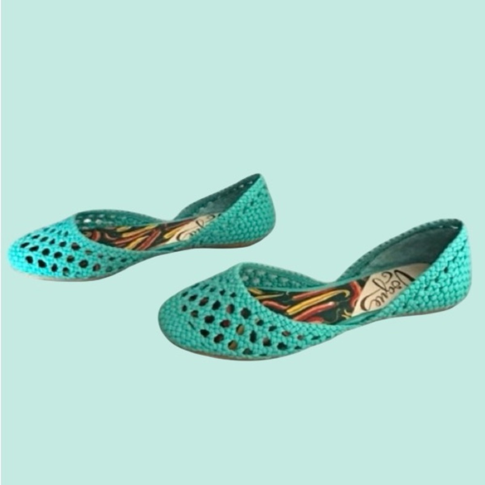 🔥 VOGUE!! WOVEN BALLET FLATS! GORGEOUS COLOR! SUPER CUTE & TRENDY!! 🔥